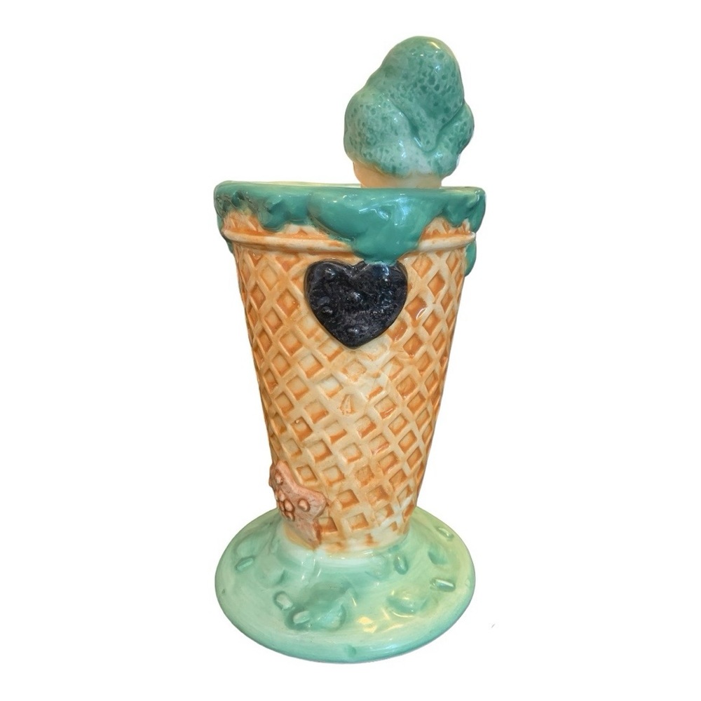 Jay Import Ice Cream Cone Cups With Spoons - Picture 5 of 11